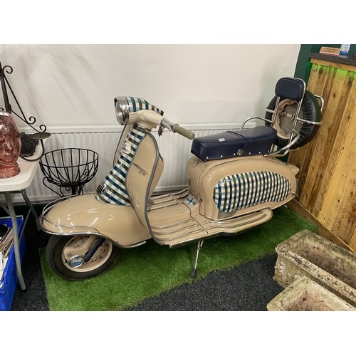 234 - 1960 Italian series 2 Lambretta Li150.

Restored 12 years ago, engine fitted with a 175 top end. 12v... 