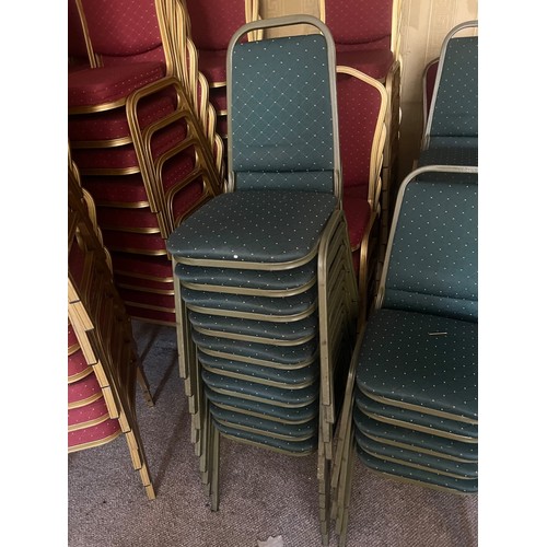 253 - 10x green stacking banquet chairs