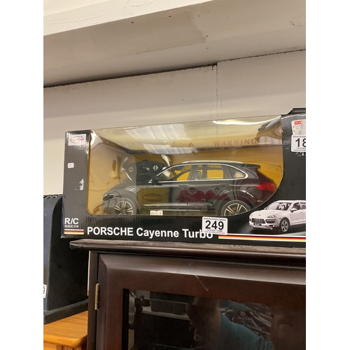 249 - Porche Cayenne Turbo RC