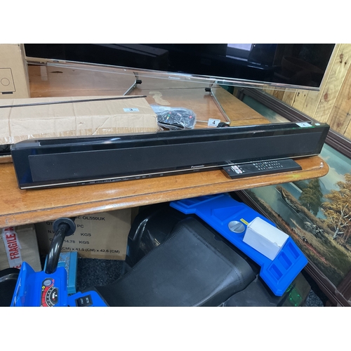 2 - Panasonic SC-HTB10 sound bar with remote