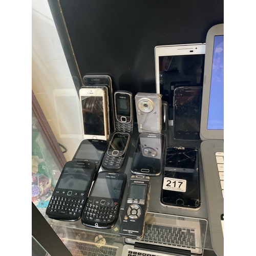 217 - Quantity phones