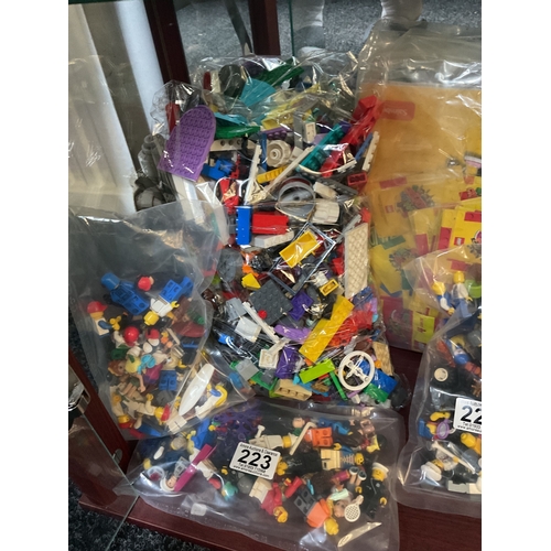 223 - Assorted Lego