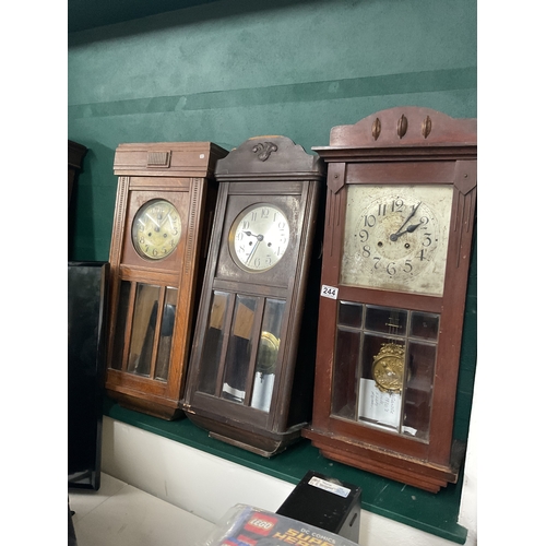 244 - 4 x Wall clocks