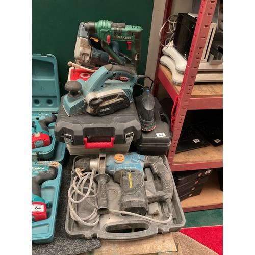 83 - Large quantity power tools