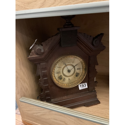 193 - Antique mantle clock