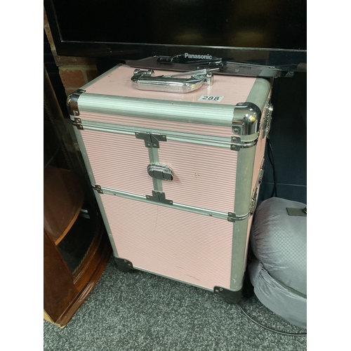 288 - Travel make up box