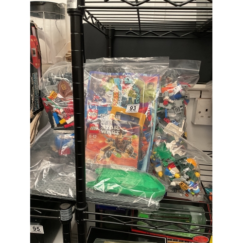 93 - Lego castle set (looks to have been resealed with tape, full set can't be confirmed)