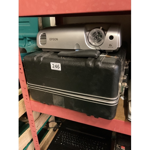 246 - Epson projector