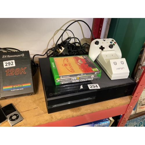 294 - Xbox one with games - turns on but shows error code (Console tested using auction house power pack a... 