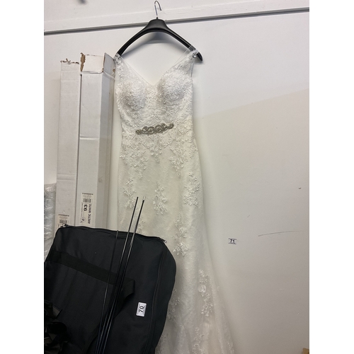 71 - New wedding dress (size to be confirmed)