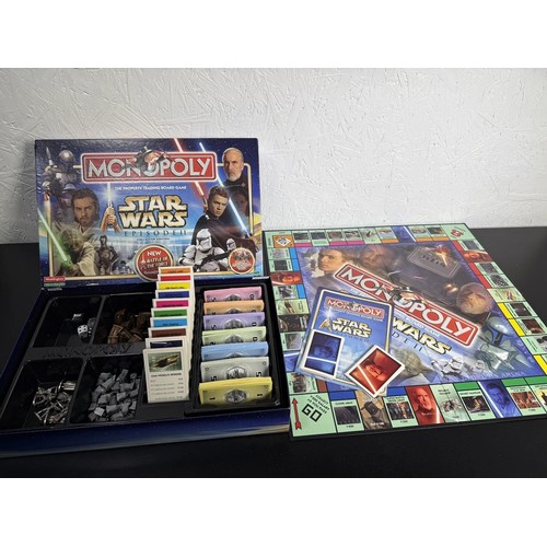 53 - Mixed Lot STAR WARS Toys, Games and Memorabilia to consist of:
Monopoly Star Wars Episode II, Collec... 