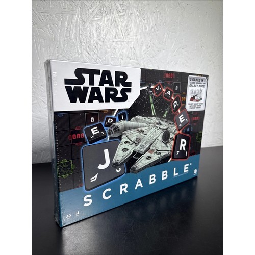 53 - Mixed Lot STAR WARS Toys, Games and Memorabilia to consist of:
Monopoly Star Wars Episode II, Collec... 