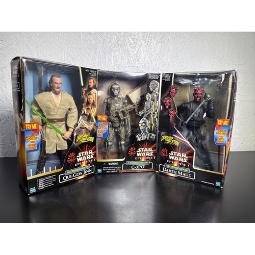 53 - Mixed Lot STAR WARS Toys, Games and Memorabilia to consist of:
Monopoly Star Wars Episode II, Collec... 