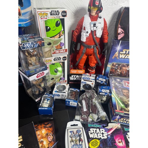 53 - Mixed Lot STAR WARS Toys, Games and Memorabilia to consist of:
Monopoly Star Wars Episode II, Collec... 