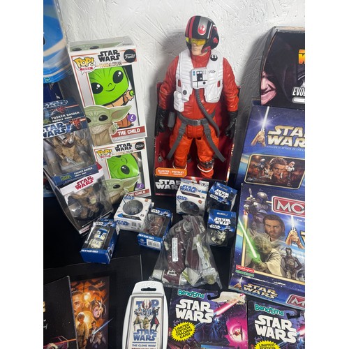 53 - Mixed Lot STAR WARS Toys, Games and Memorabilia to consist of:
Monopoly Star Wars Episode II, Collec... 