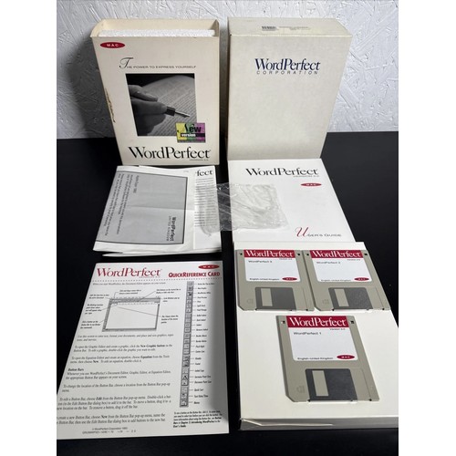 Mixed lot of vintage Computing Hardware, Software and Books to consist ...