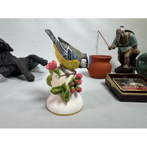 6 - Mixed Decorative Figurines inc. Lladro‑style Fisherman, Horse, Dog & Ceramics  Assorted figures and ... 