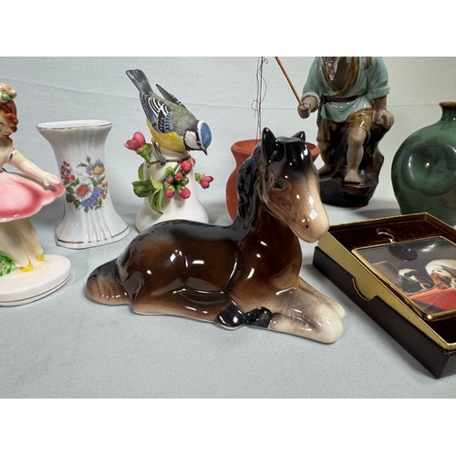 6 - Mixed Decorative Figurines inc. Lladro‑style Fisherman, Horse, Dog & Ceramics  Assorted figures and ... 