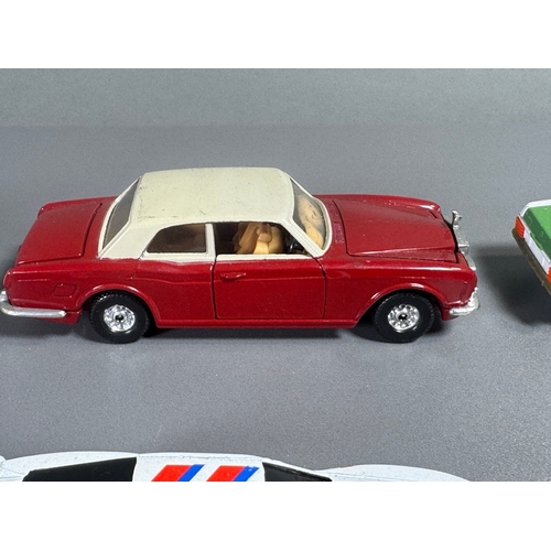 97 - Corgi classic diecast cars & racing collection, incl. Bentley 4½ Litre, Chevrolet Camaro, Lotus Cort... 