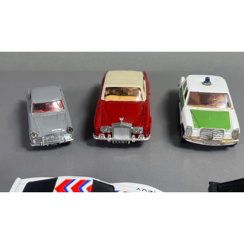 97 - Corgi classic diecast cars & racing collection, incl. Bentley 4½ Litre, Chevrolet Camaro, Lotus Cort... 