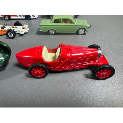 97 - Corgi classic diecast cars & racing collection, incl. Bentley 4½ Litre, Chevrolet Camaro, Lotus Cort... 