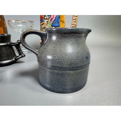 292 - Mixed decorative collector’s lot: ceramic stein, Pilkingtons mug, treen barrel, brass novelties, whi... 