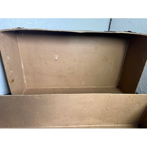 200 - Vintage Luggage Trio – Royal Albert Laundry Windsor Box, Metal Trunk & Canvas Suitcase.

Lot include... 