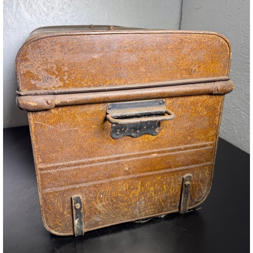 200 - Vintage Luggage Trio – Royal Albert Laundry Windsor Box, Metal Trunk & Canvas Suitcase.

Lot include... 