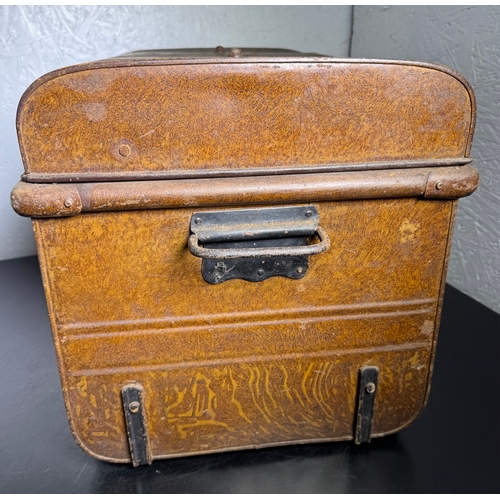 200 - Vintage Luggage Trio – Royal Albert Laundry Windsor Box, Metal Trunk & Canvas Suitcase.

Lot include... 