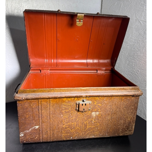 200 - Vintage Luggage Trio – Royal Albert Laundry Windsor Box, Metal Trunk & Canvas Suitcase.

Lot include... 