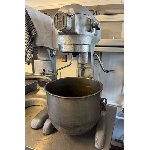 Vintage Hobart industrial 3-speed floor stand mixer with stainless steel bowl  Classic Hobart mixer; 3-speed manual control, lift lever, stainless bowl.

(1 of 2 Hobart Mixers for sale)

Condition: heavy surface wear, extensive silver paint overspray, grease buildup, untested. Requires restoration.

Collection only due to weight.

Keywords: Hobart mixer, industrial mixer, bakery equipment, commercial food processor, vintage Hobart, stand mixer, catering equipment, restoration project