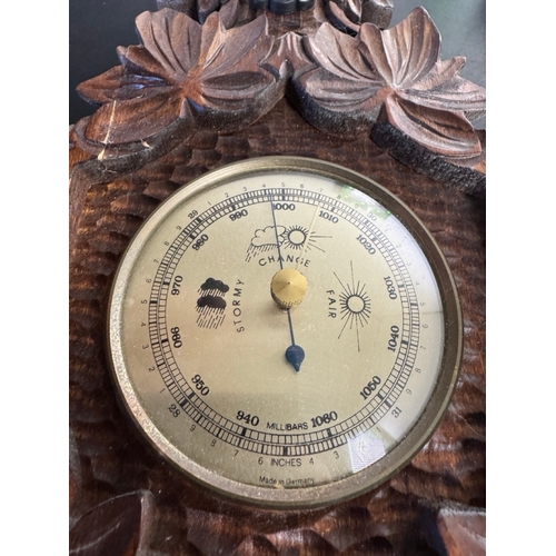 100 - Mixed Collectors Job Lot – Corgi Cadbury's Bournville van boxed, Black Forest barometer, Chinese yin... 