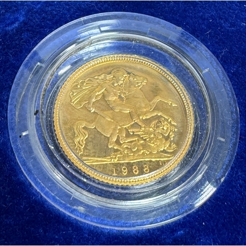 53 - 1988 Royal Mint Gold Proof Half-Sovereign – 22 Carat Gold – Boxed with Certificate of Authenticity (... 
