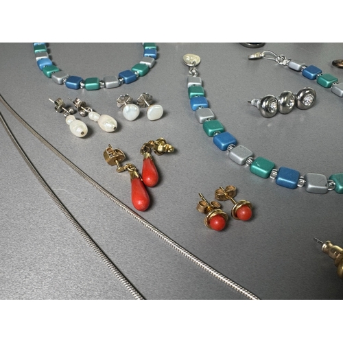 51 - Large mixed vintage jewellery lot — necklaces, brooches, earrings, watches; pair marked 