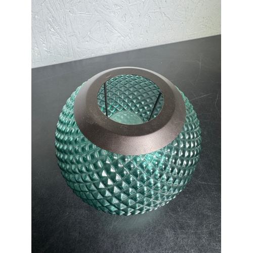 317 - Yankee Candle Teal Diamond-Quilted Glass Hurricane Lantern & Votive Holder Set

A stylish and substa... 