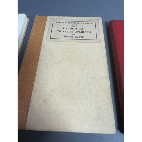 A Collection of Seven Vintage Welsh Language Hardback Books Relating to ...