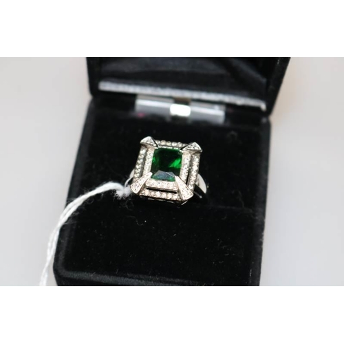 301 - A 925 Green stone set art Deco style ring