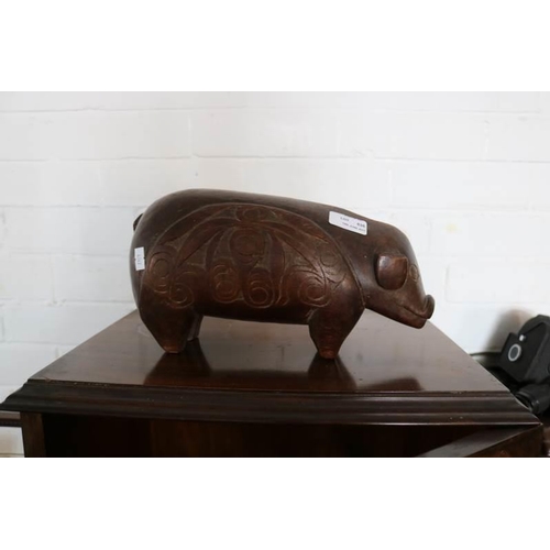 535 - An Ethnic carved pig