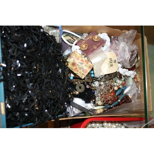 399A - A carton of assorted costume jewellery etc