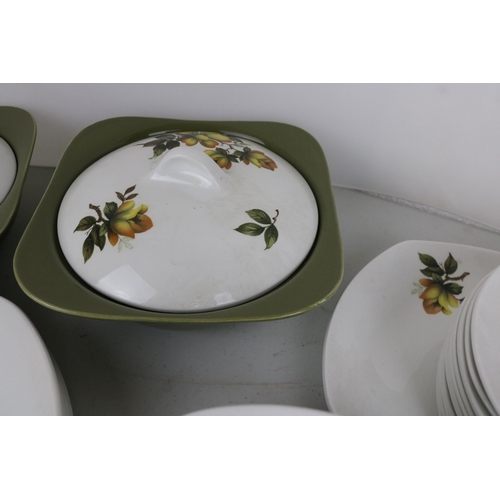 89 - A large quantity of Midwinter Magnolia pattern tea and dinnerware.  Noted some heavy crazing to a fe... 