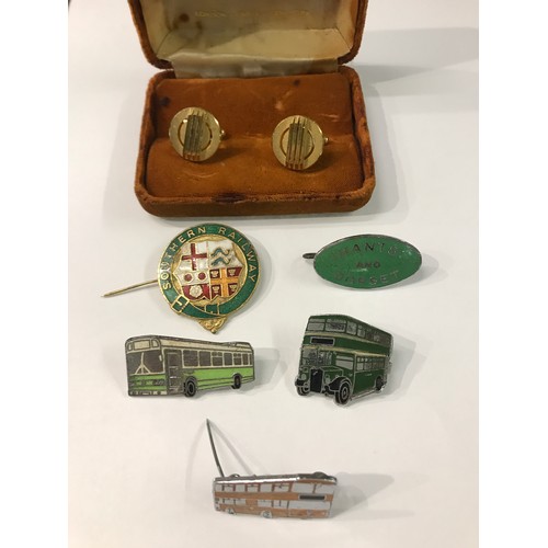 204 - Selection of railway badges, cufflinks etc