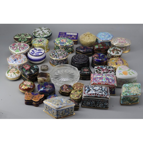206 - A good selection of trinket boxes some Cloisonne, ceramic etc