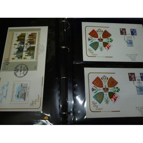 289 - RAF Flown covers co-ordindated series, Queen Elizabeth II Jubilee FDCs, various FDCs from 1969 to 19... 