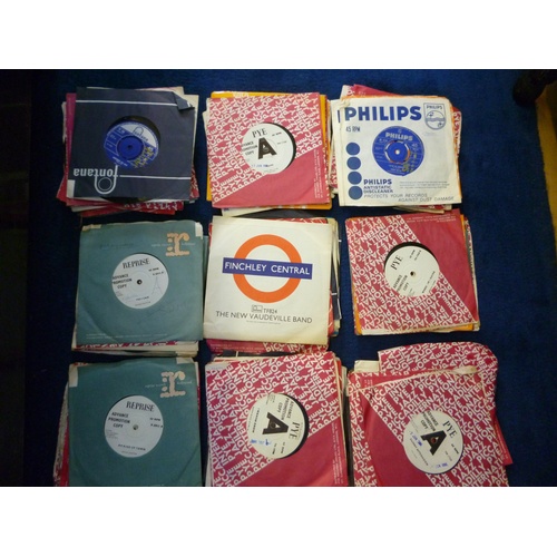 224a - A large selection of 45 records predominantly promotional pop singles from the 60's.