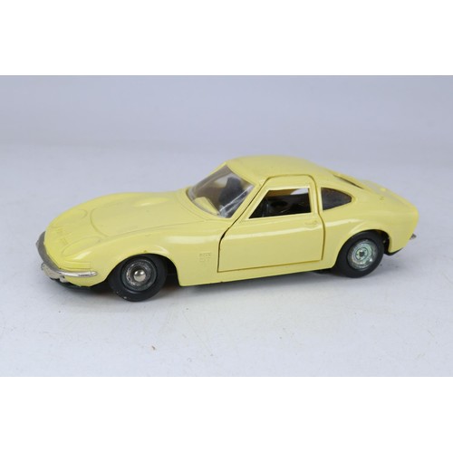 105 - Schuco, micro racer Opel GT plastic on metal base