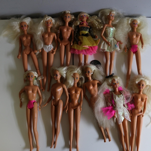 406 - Large quantity of assorted mainly Sindy dolls etc