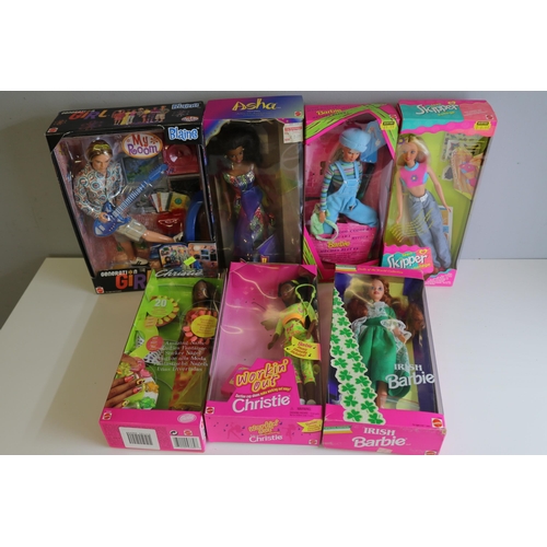 532 - Selection of Barbie dolls with boxes, all opened. Includes Irish, Working Out, Christy, Skipper, two... 