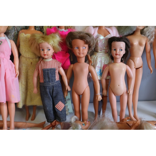 647 - A large selection of assorted Sindy, Patch? dolls etc