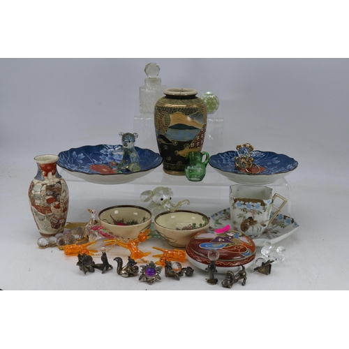 194 - A selection of contemporary jade items,Canadian carved bears etc together with a selection of glass ... 