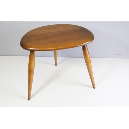 340 - Nest of three Ercol pebble tables